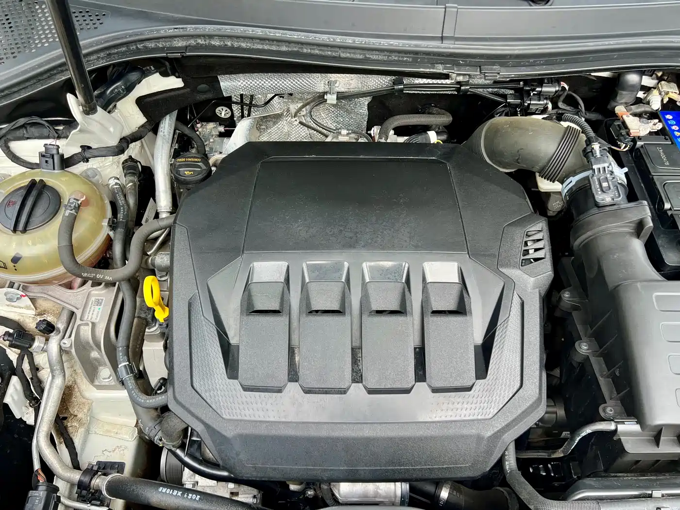 Volkswagen Tiguan X 2022 330TSI 2WD Premium Comfort Edition фото 32