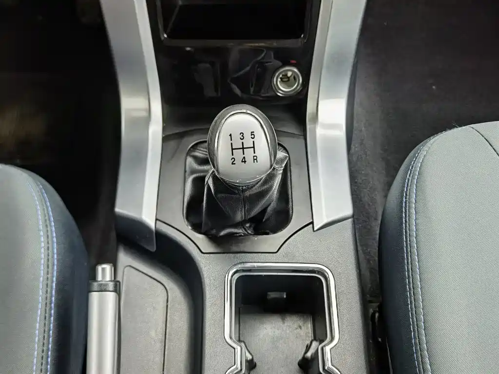 Leopaard Liebao Q6 2015 2015 2.4L Manual 2WD Elite