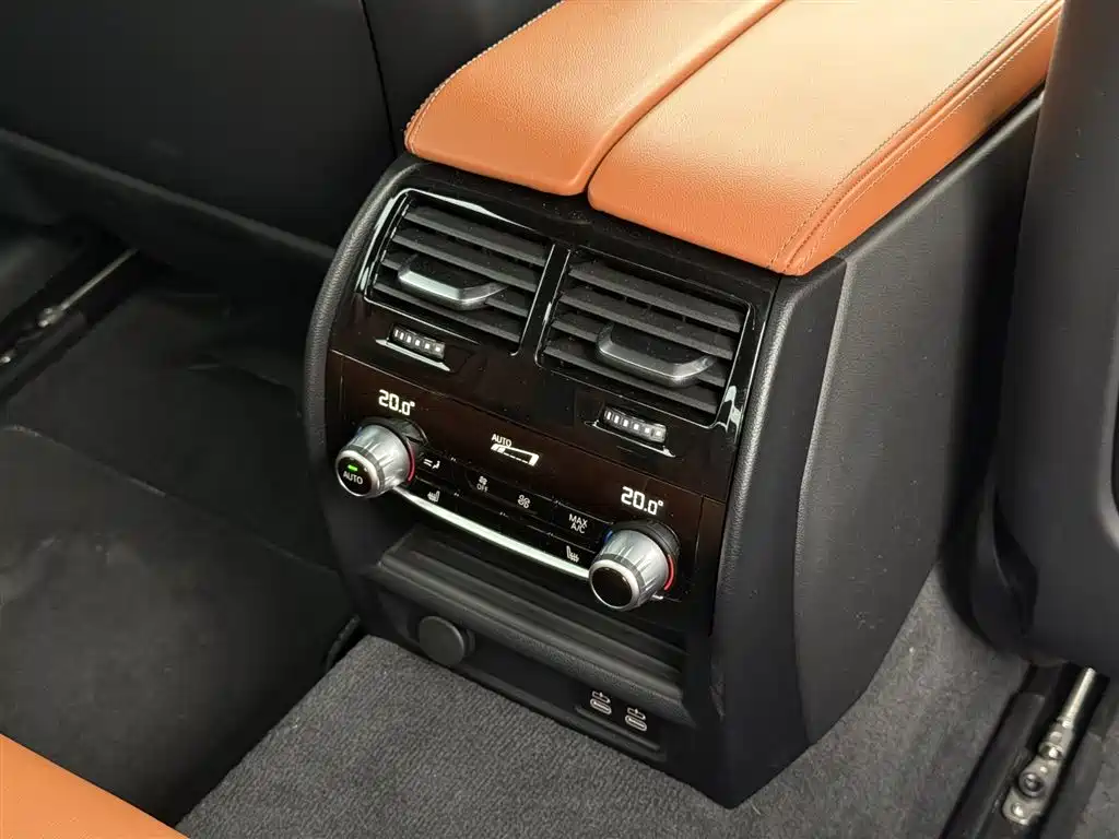 BMW M5 2021 M5 фото 41