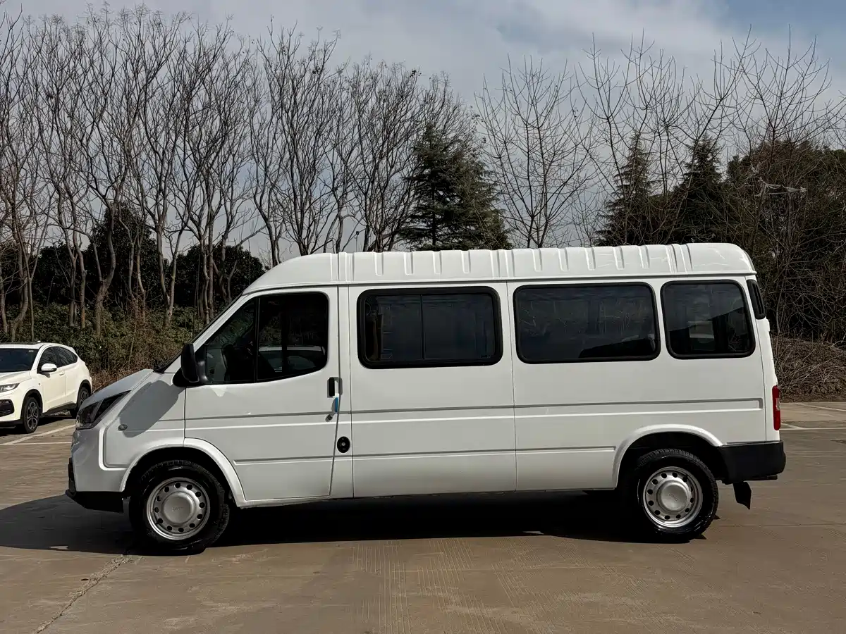 Jiangling Tesun 2022 2021 Model 2.8T Space King Standard Edition Long Wheelbase Medium-High Roof Single Rear Tire-Step 6-Seater Diesel China VI JX493