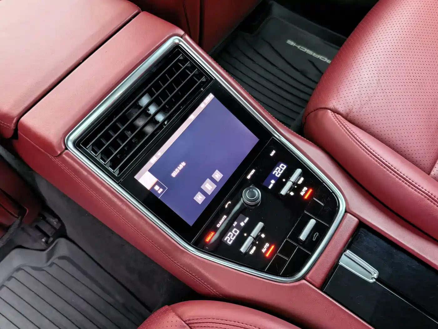 Porsche Panamera 2019 Panamera 2.9T фото 10