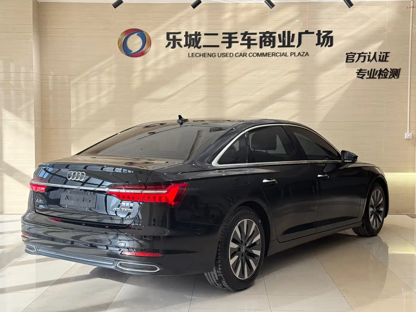 Audi A6L 2020 40 TFSI Luxury Elegance фото 3