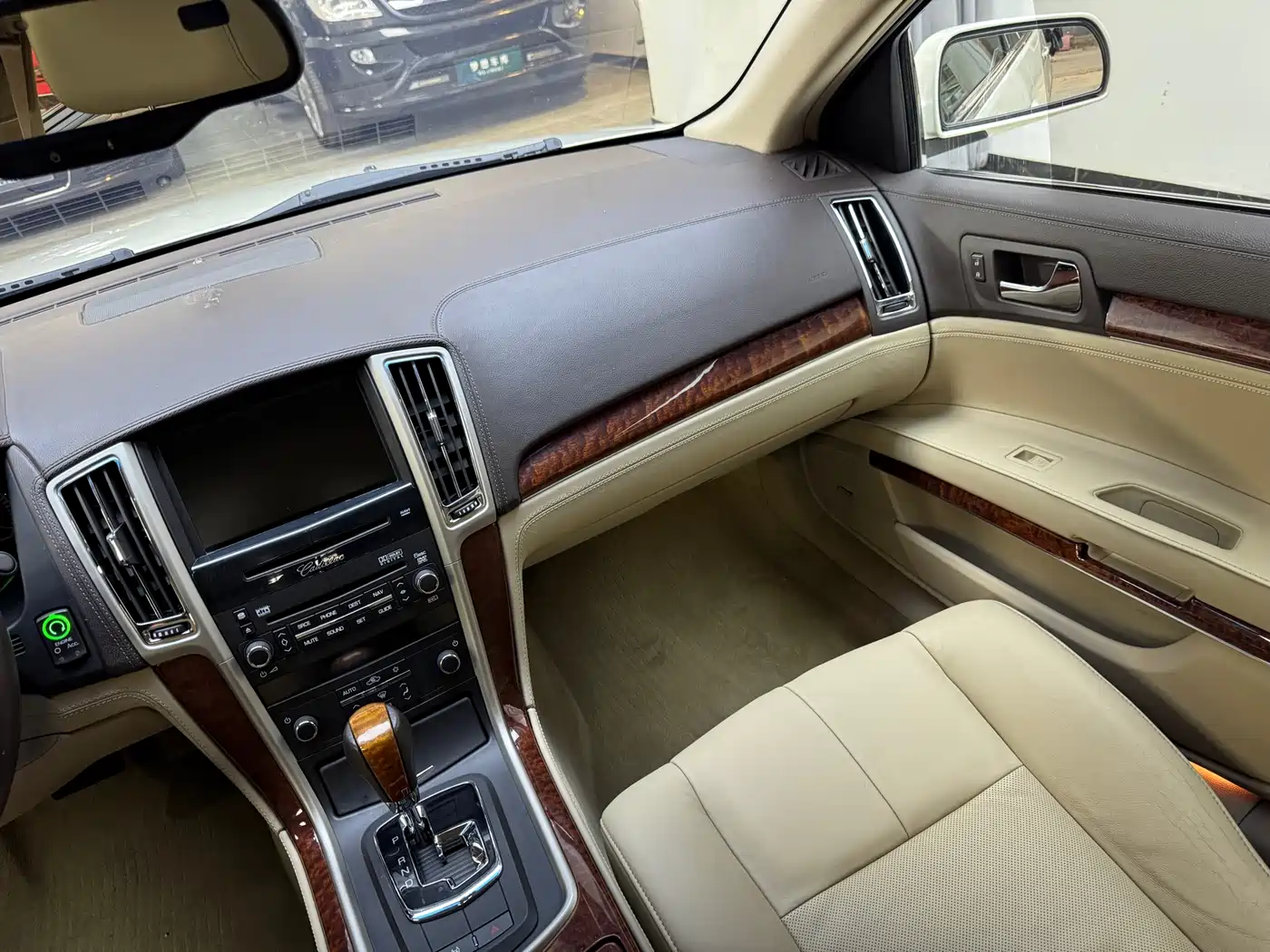 Cadillac SLS 2007 Model 2.8 Luxury фото 10