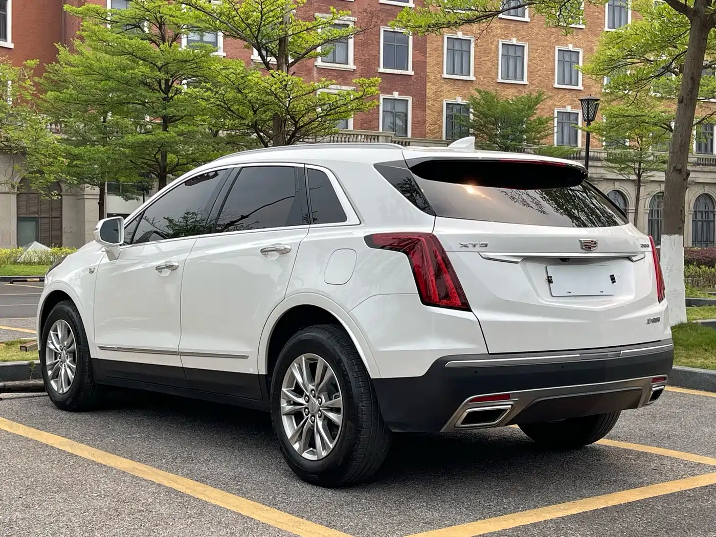 CADILLAC XT5