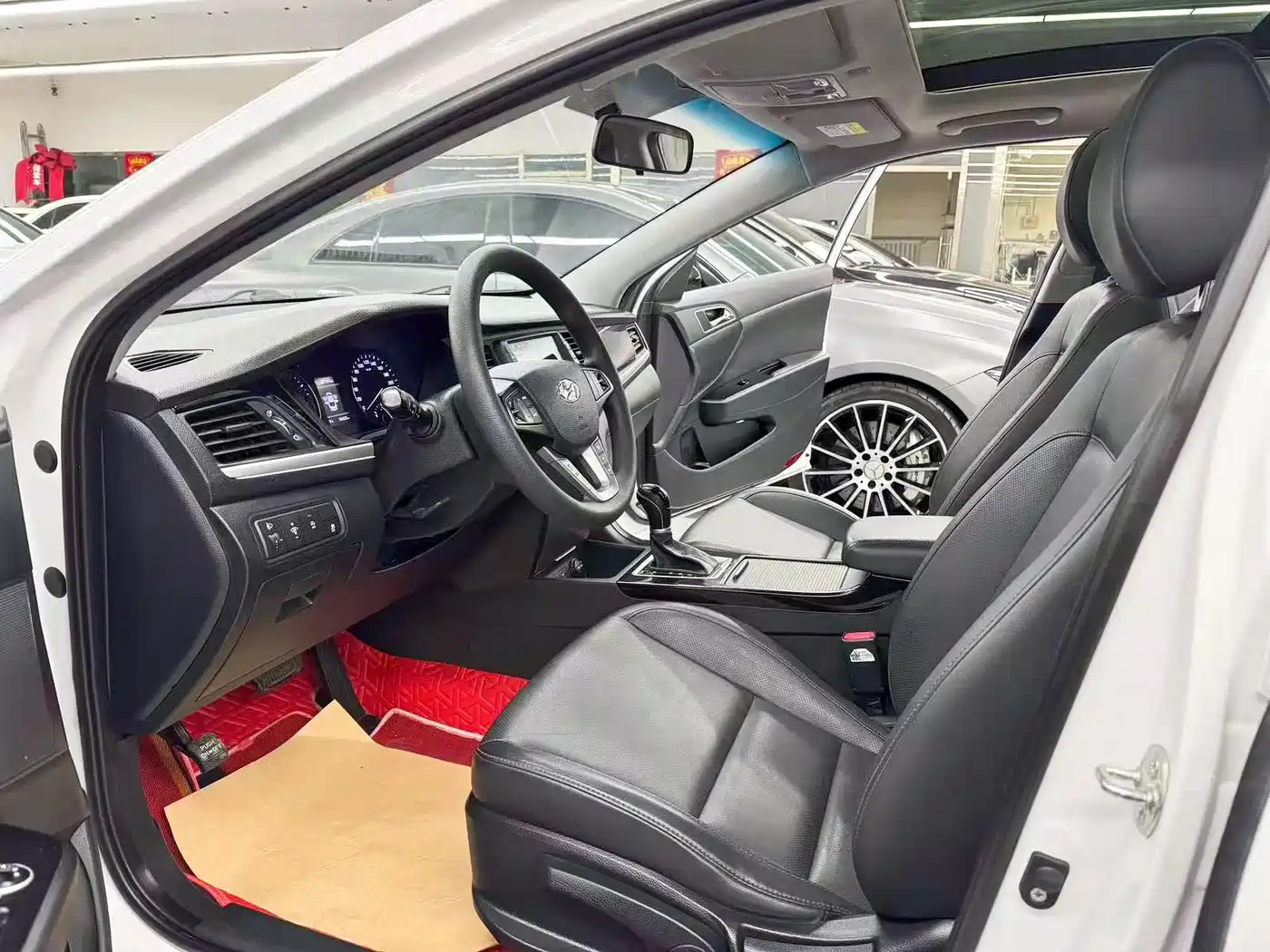 HYUNDAI NAME PICTURE