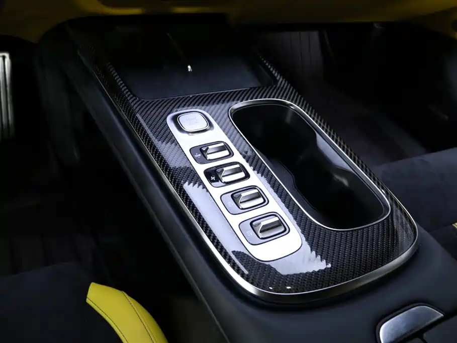 XIAOMI CAR XIAOMI SU7 ULTRA