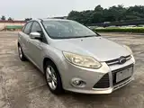 Фото 3 - Ford Focus