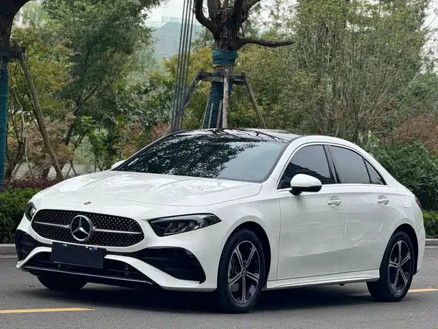 MERCEDES-BENZ A CLASS