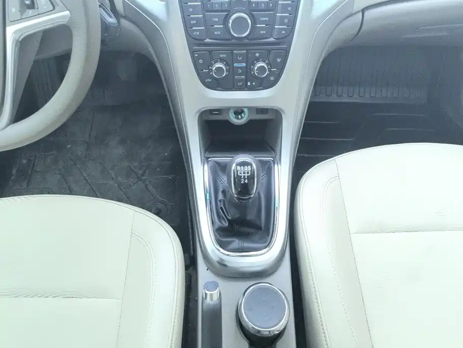 Buick Excelle 2013 2013 Model GT 1.6L Manual Progressive
