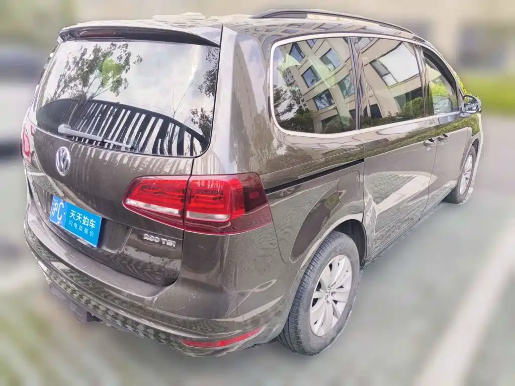 Фото 2 - Volkswagen Sharan