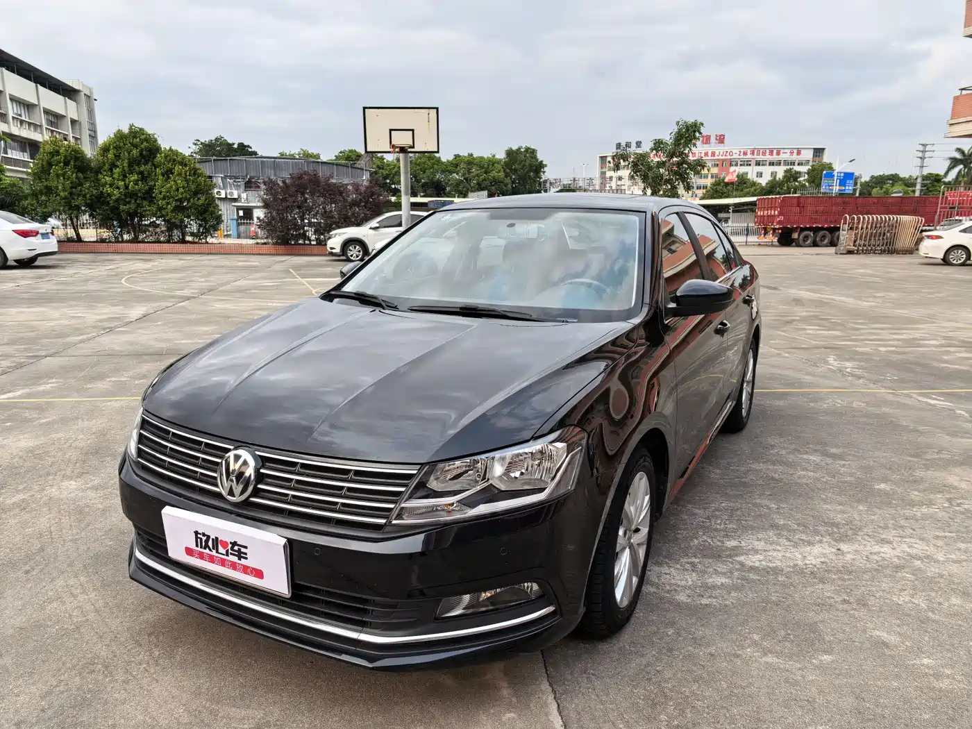 Volkswagen Lavida 2017 1.6L Automatic Comfort Edition