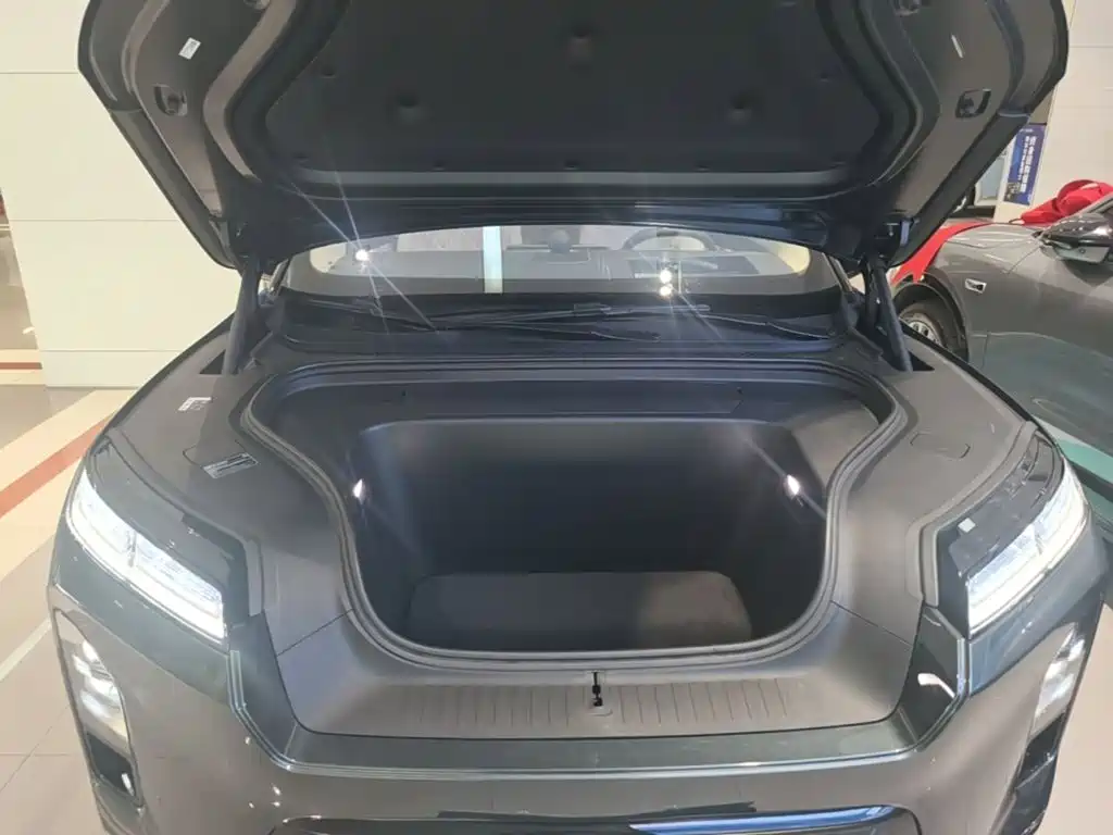 NIO ES8 2025 2025 Model 6-Seat Executive Luxury Edition