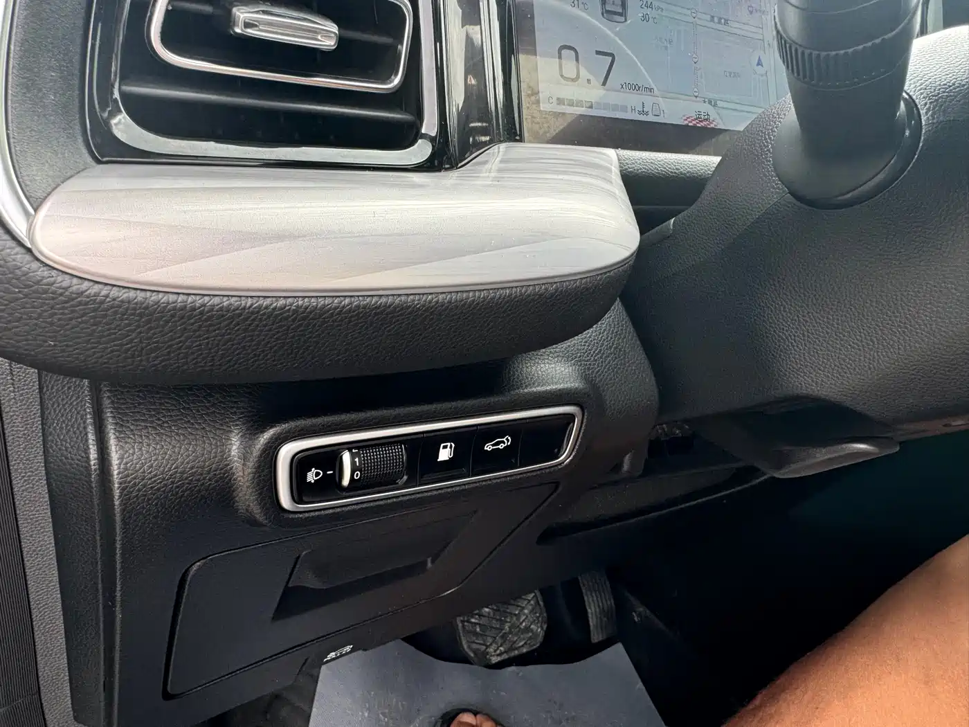 GAC Trumpchi Trumpchi GS8 2022 Pilot Series 2.0TGDI 2WD Luxury Smart Connect Edition (7-Seater) фото 18