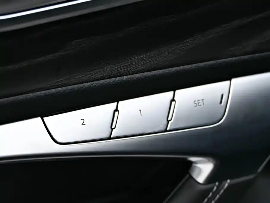 Audi A6L 2024 55 TFSI quattro Exclusive Dynamic фото 23