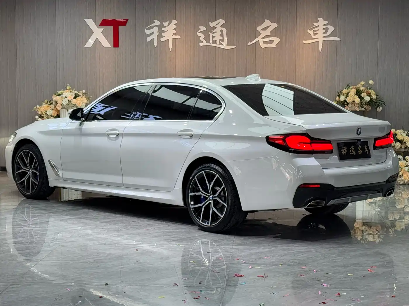 BMW 5 Series 2021 530Li Leading M Sport Package фото 19