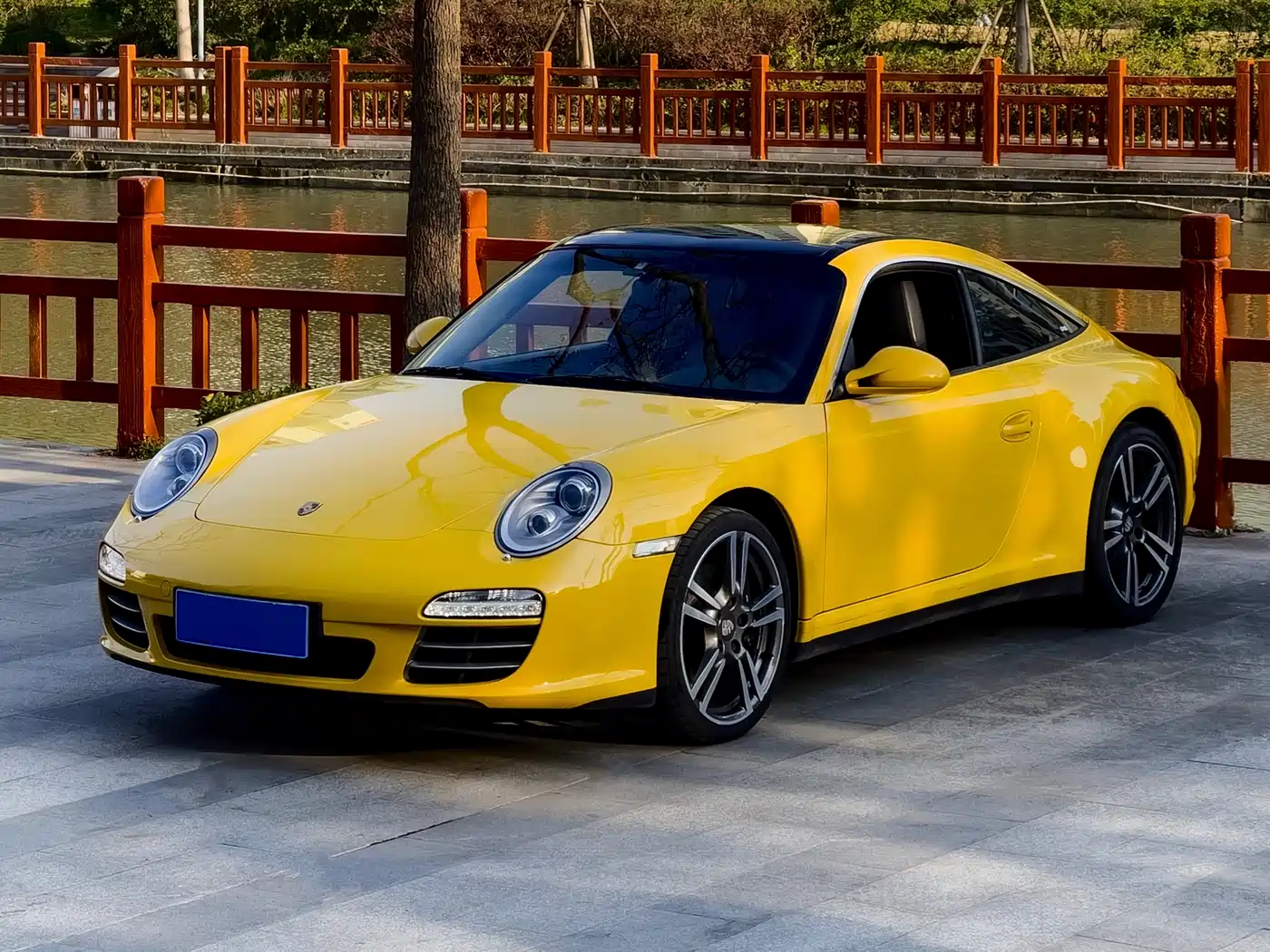 Porsche 911 2010 Targa 4 3.6L