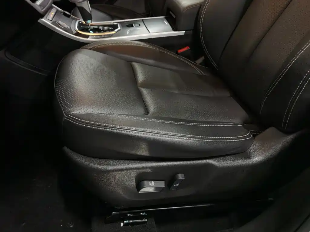 Фото 20 - Landwind X7