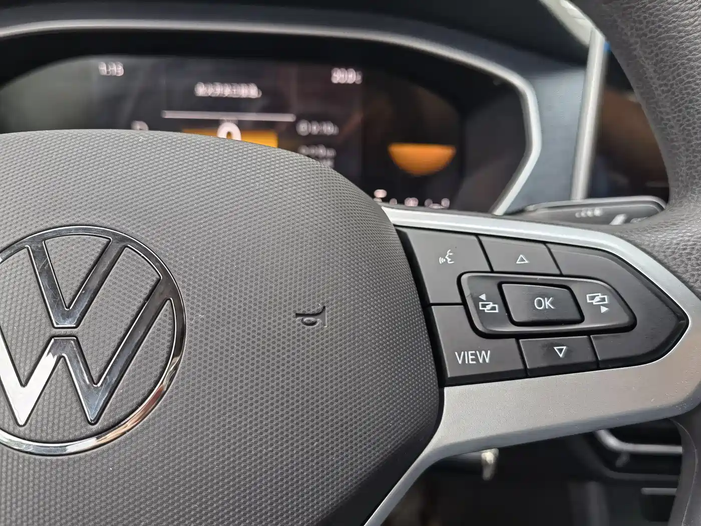 Volkswagen Lavida 2024 Model 1.5L Automatic Delight Edition фото 14