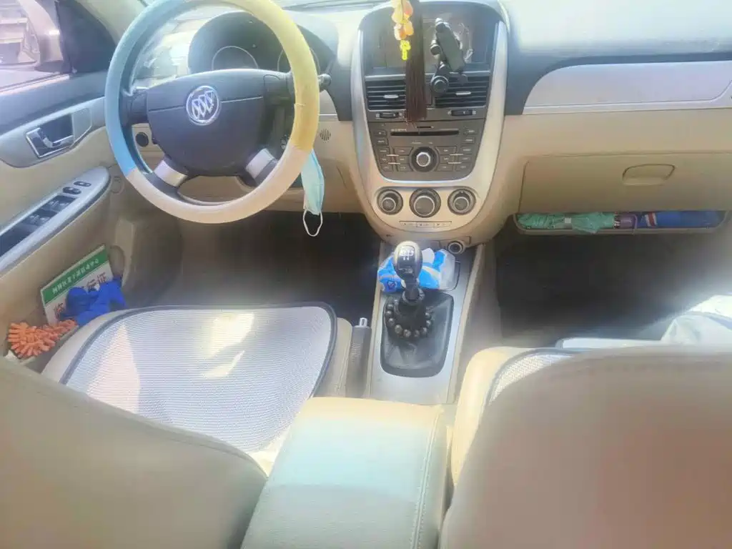 Фото 12 - Buick Excelle