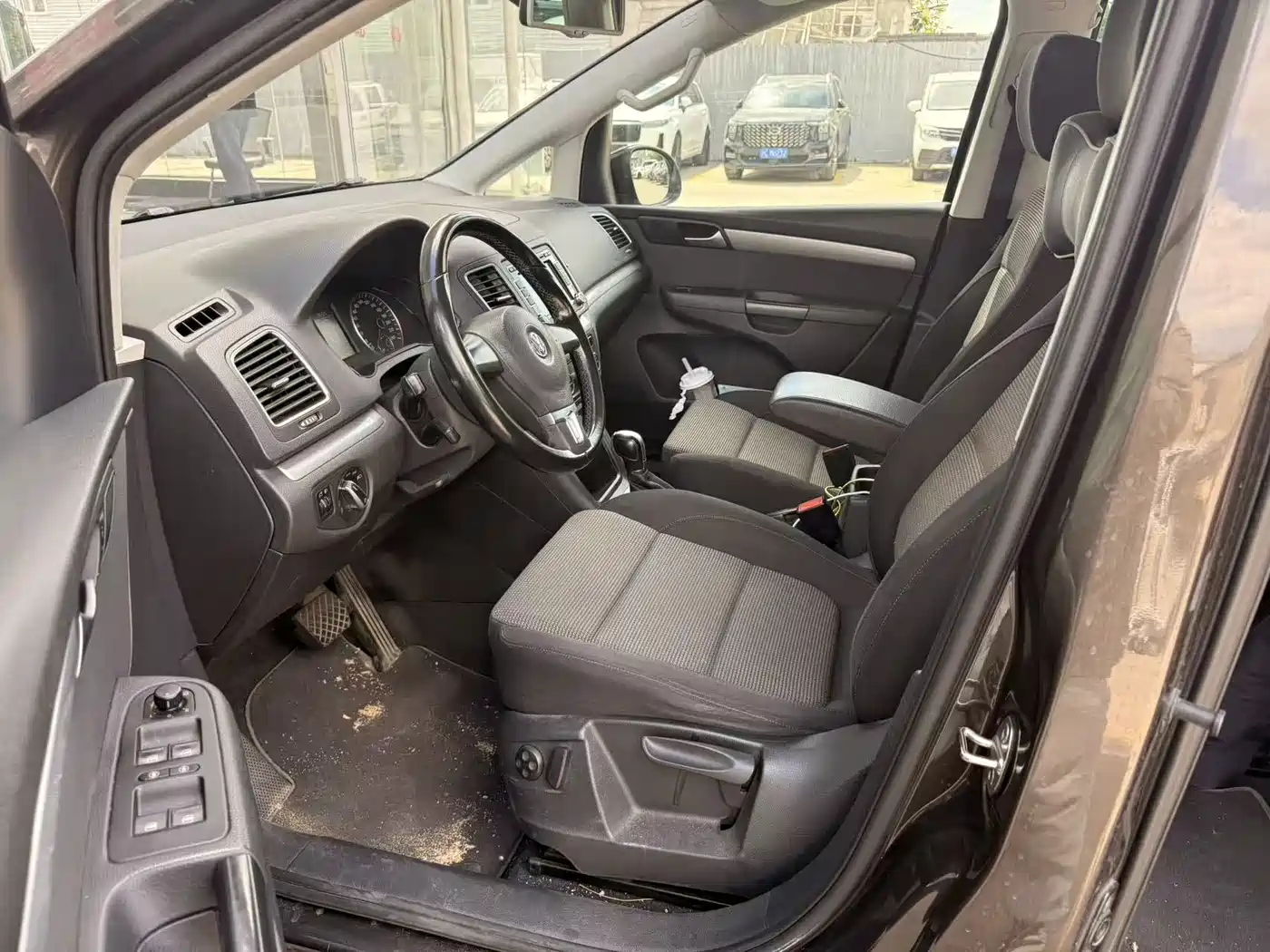 Volkswagen Sharan 2013 1.8TSI Standard фото 7