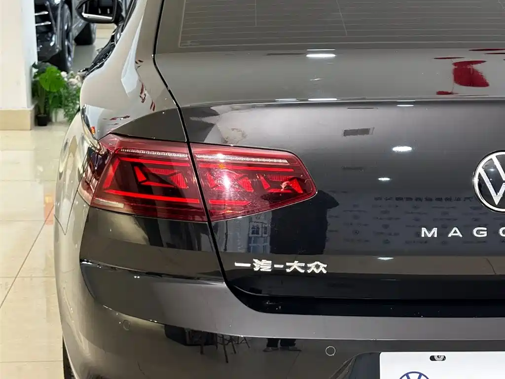 Volkswagen Magotan 2023 2 Million Units Anniversary Edition 330TSI DSG Leading Type фото 15