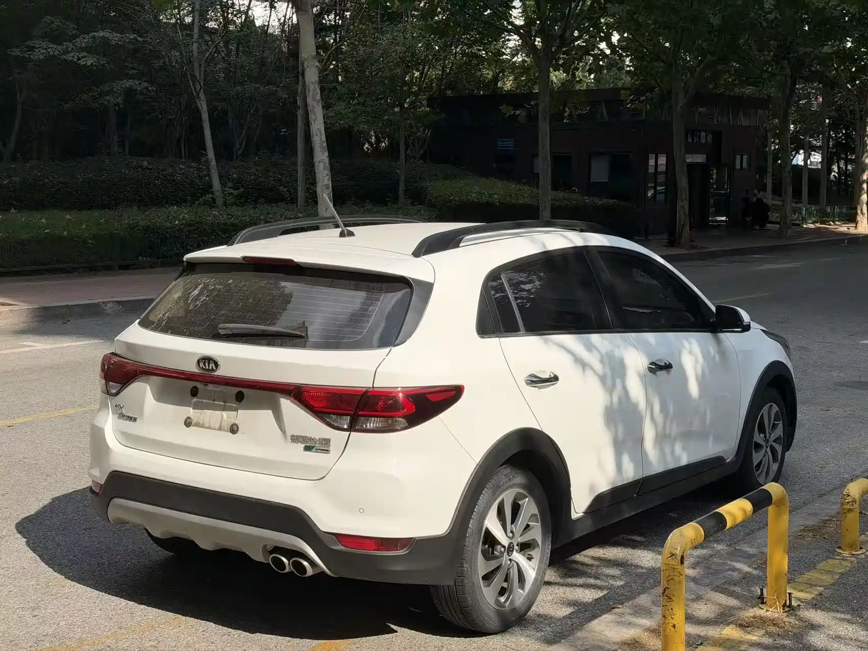 Photo 7 - Kia KX CROSS
