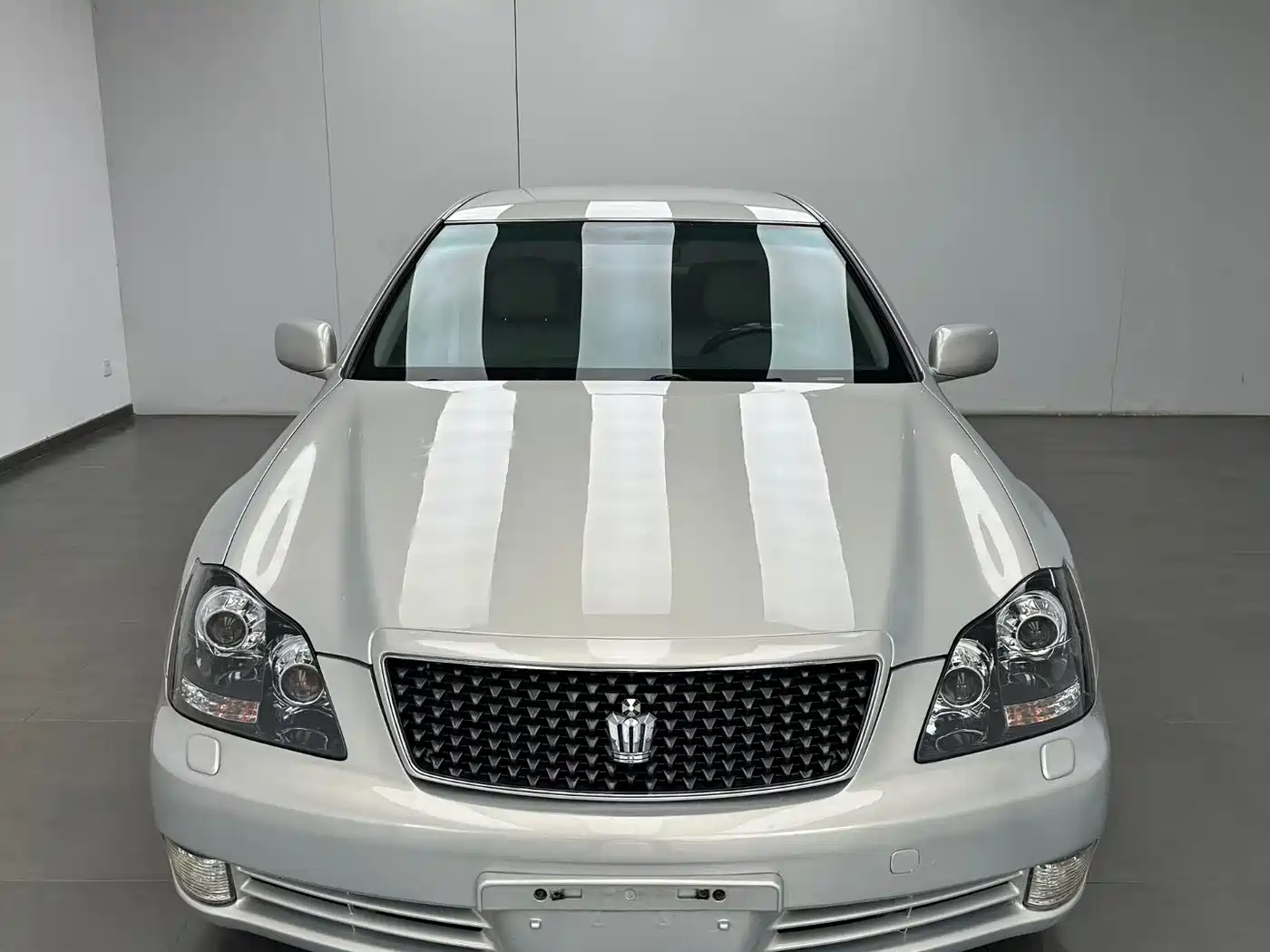 Toyota Crown 2006 2.5L Royal Leather Edition фото 2