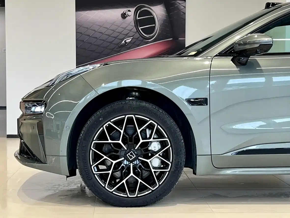 ZEEKR EXTREME KRYPTON 001