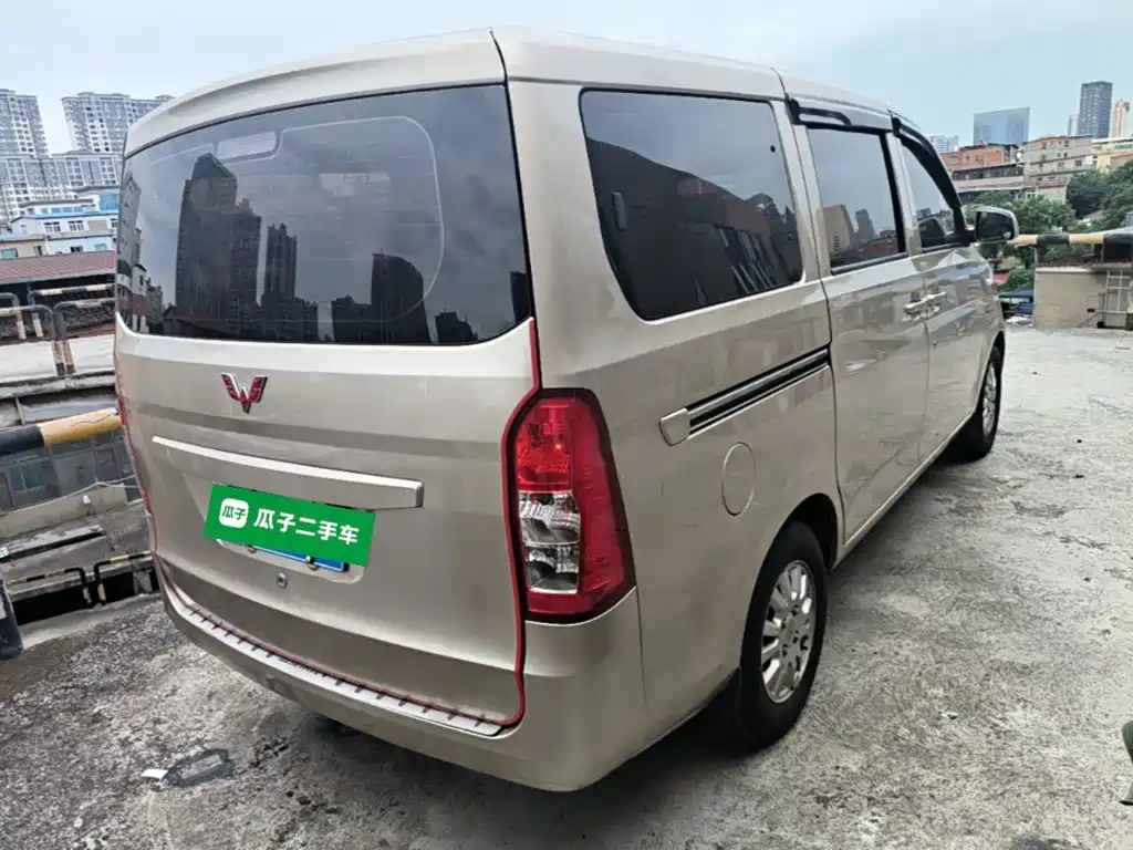 Wuling Motors Wuling Rongguang V 2019 2018 1.5L Standard