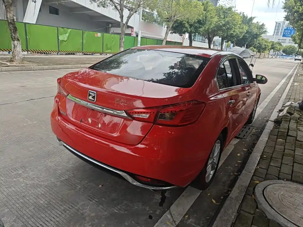 Zotye Z500 2015 2015 1.5T CVT Premium