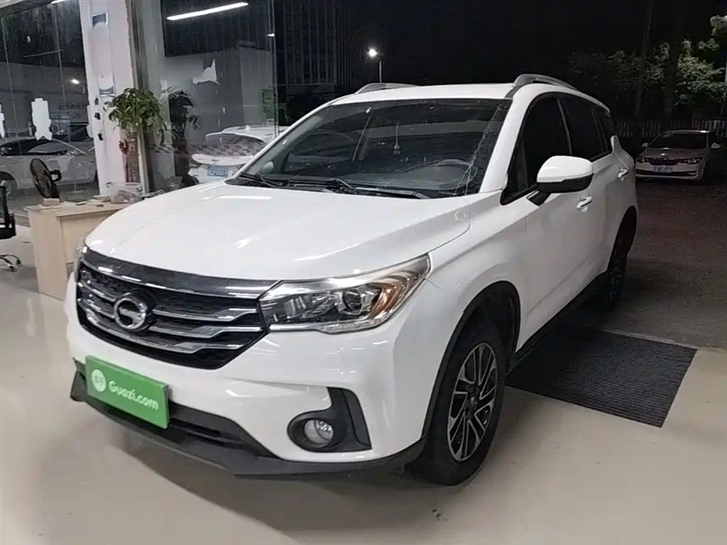 GAC Trumpchi Trumpchi GS4 2015 200T Manual Elite Edition