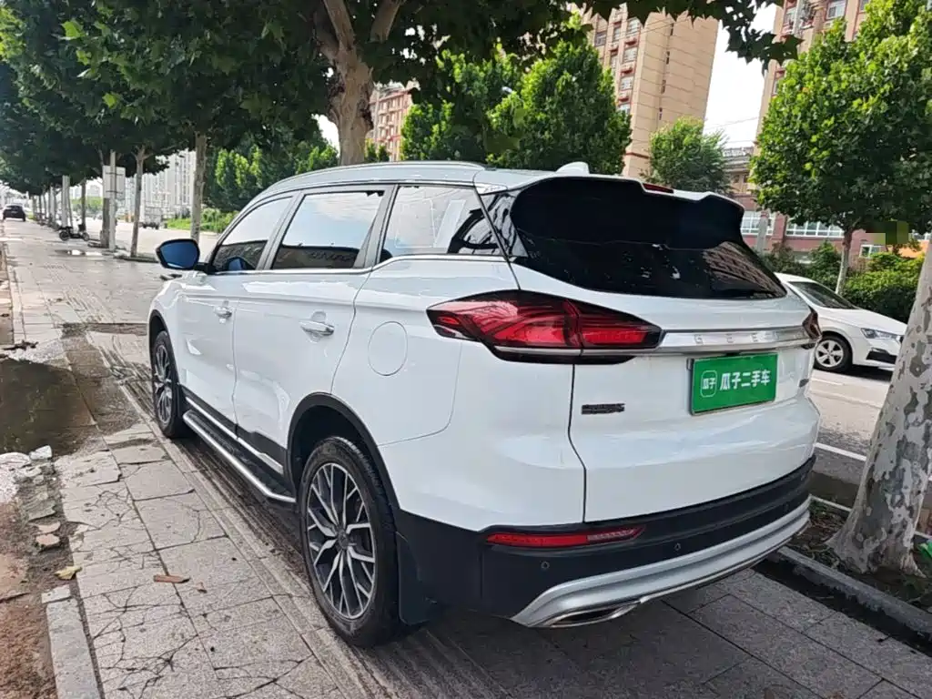 Photo 5 - Geely Boyue