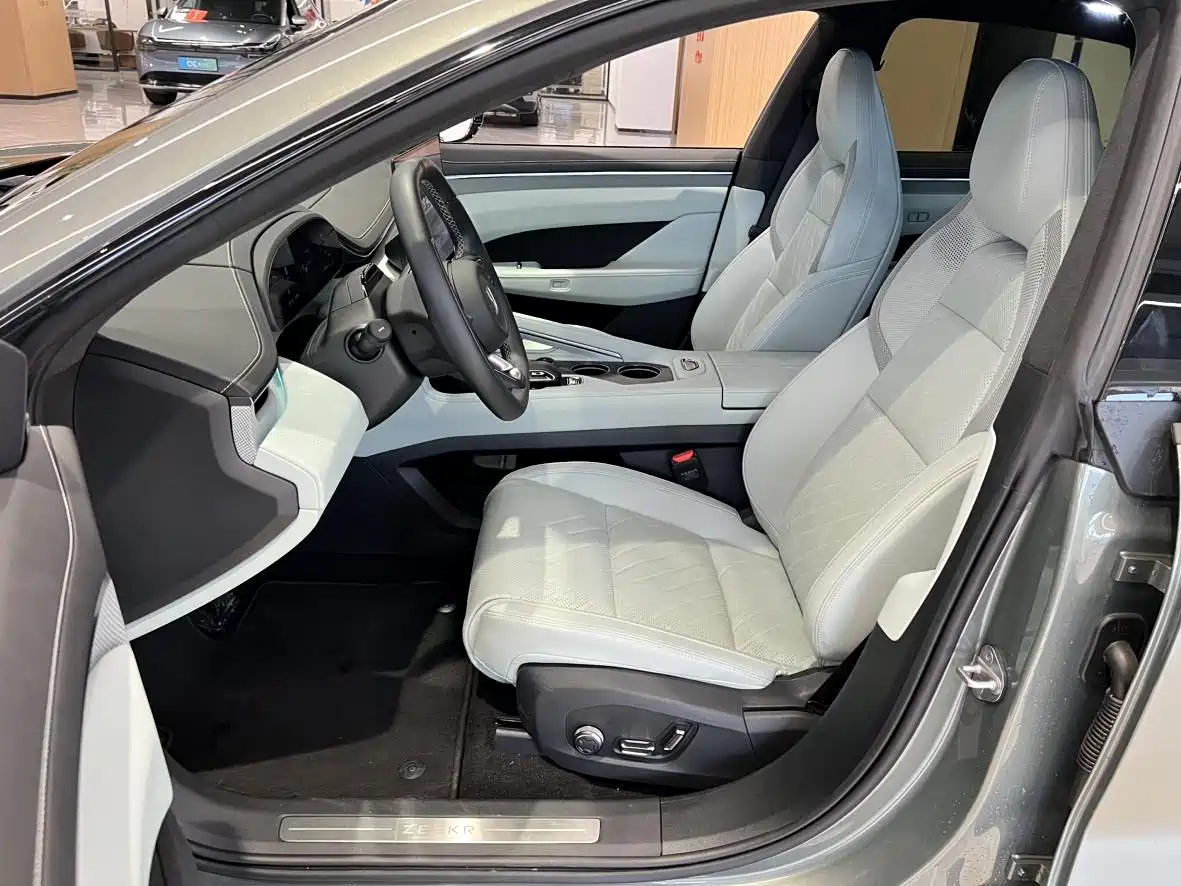 ZEEKR EXTREME KRYPTON 001