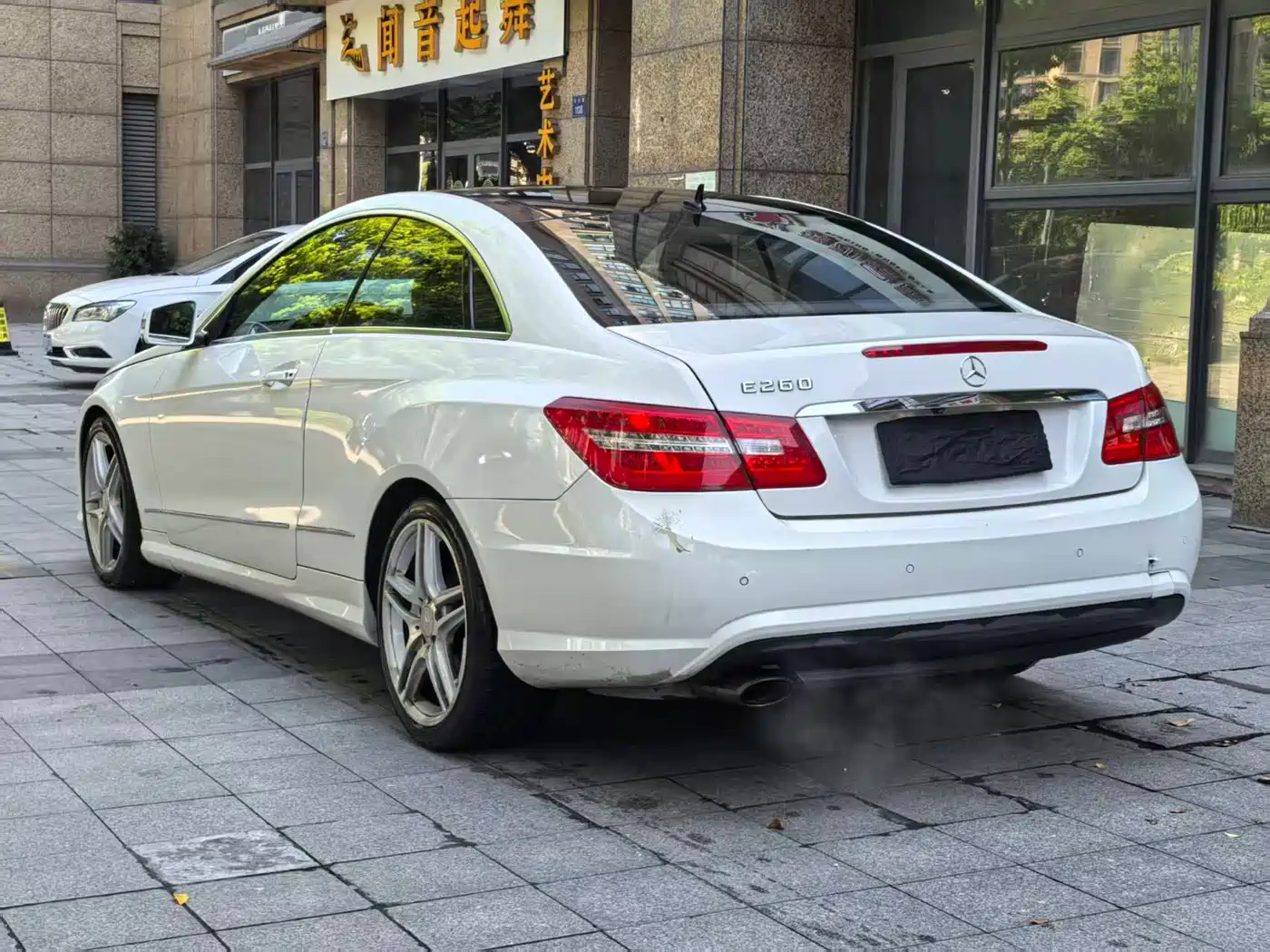 Mercedes-Benz E-Class (Import) 2012 E 260 CGI Coupe фото 4