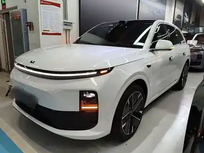 Li Auto L6
