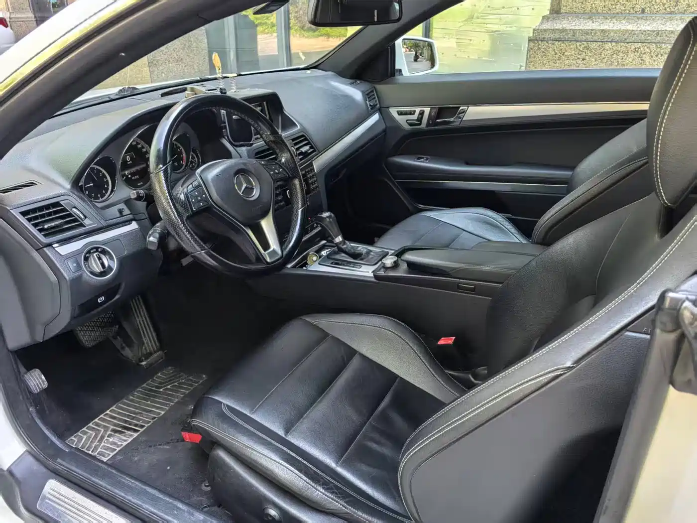 Mercedes-Benz E-Class (Import) 2012 E 260 CGI Coupe фото 9
