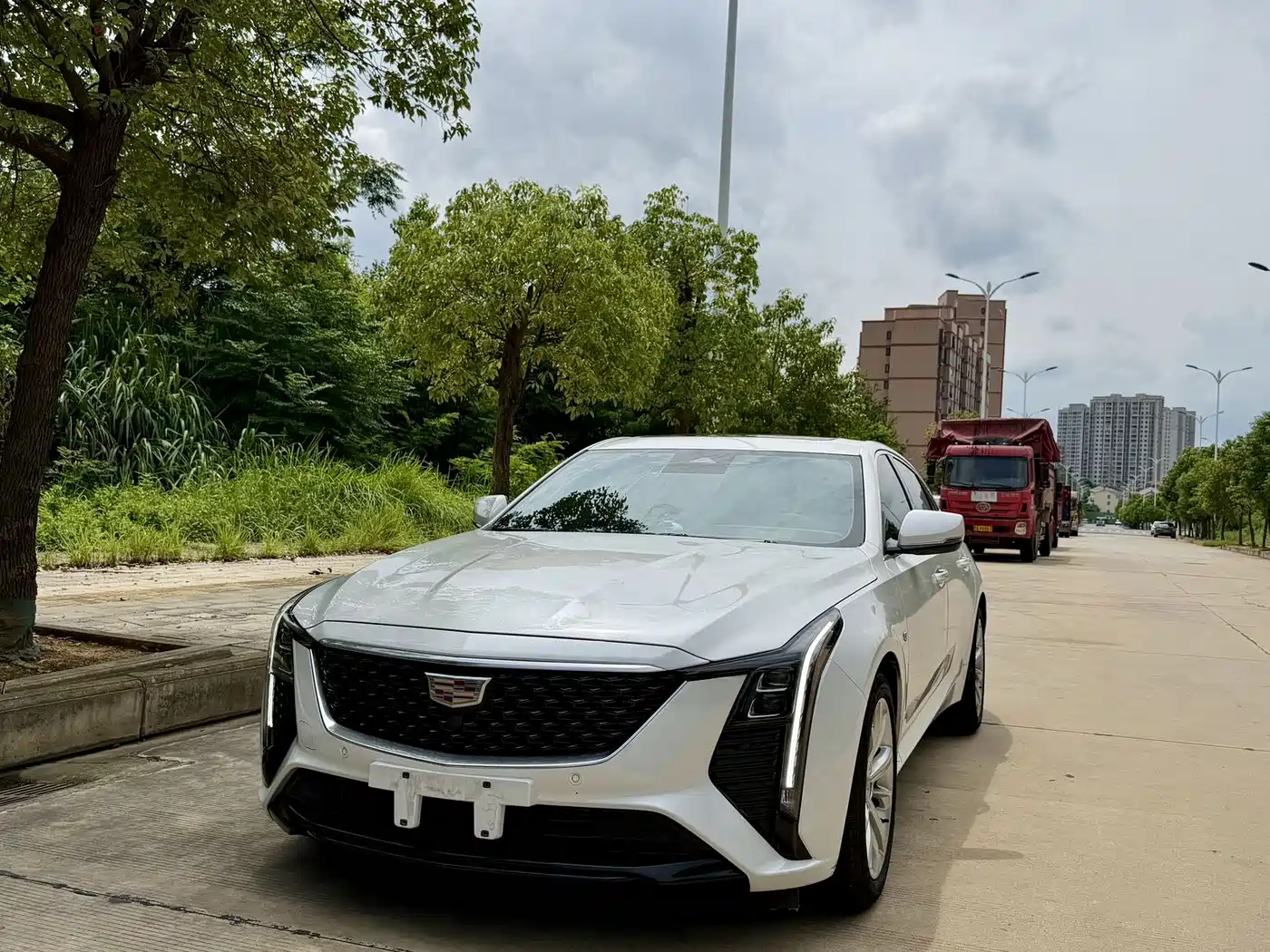 Фото 1 - Cadillac CT5