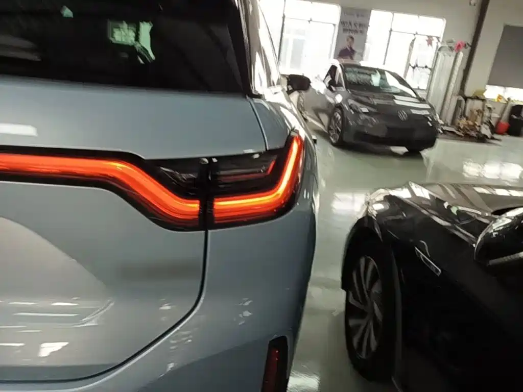Фото 8 - NIO ES6