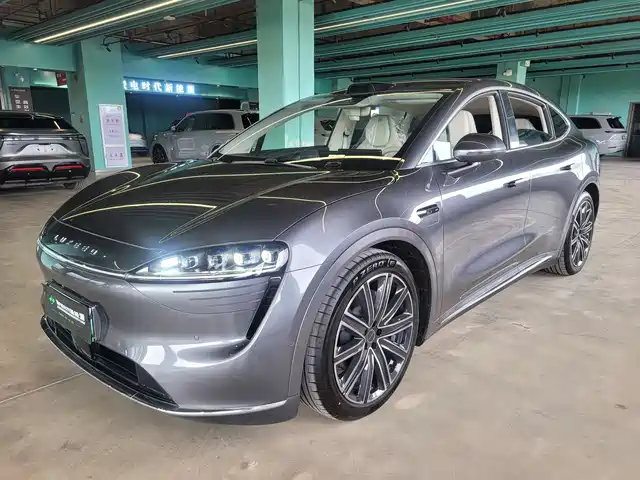 Zhijie Luxeed R7 2024 Pure Electric 667km Max