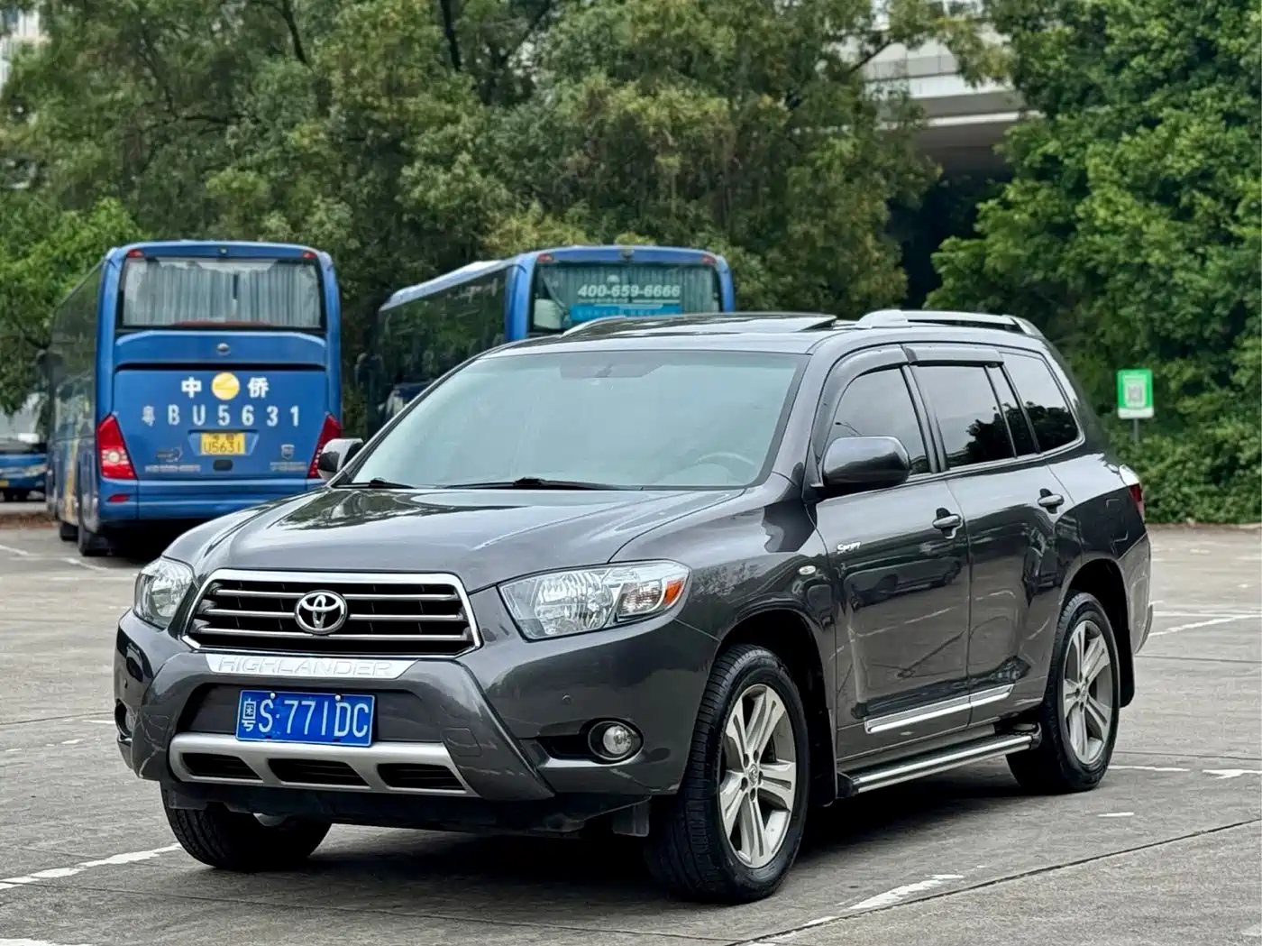 Toyota Highlander 2010 2009 3.5L 4WD 7-seater Luxury Navigation Edition