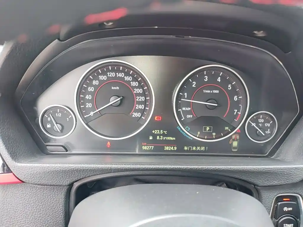 Photo 12 - BMW 3 Series