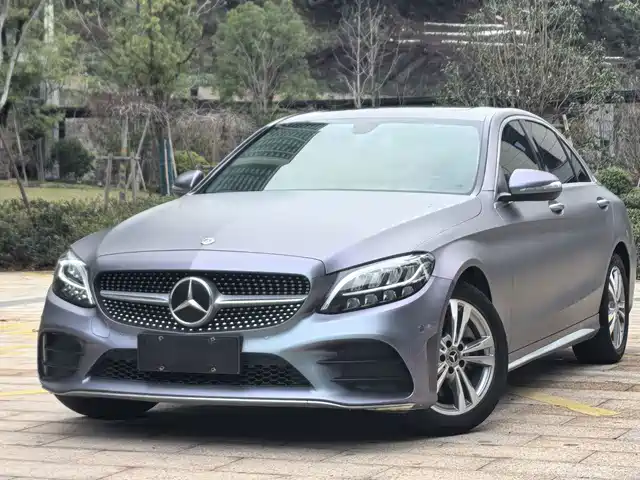 Mercedes-Benz C-Class 2020