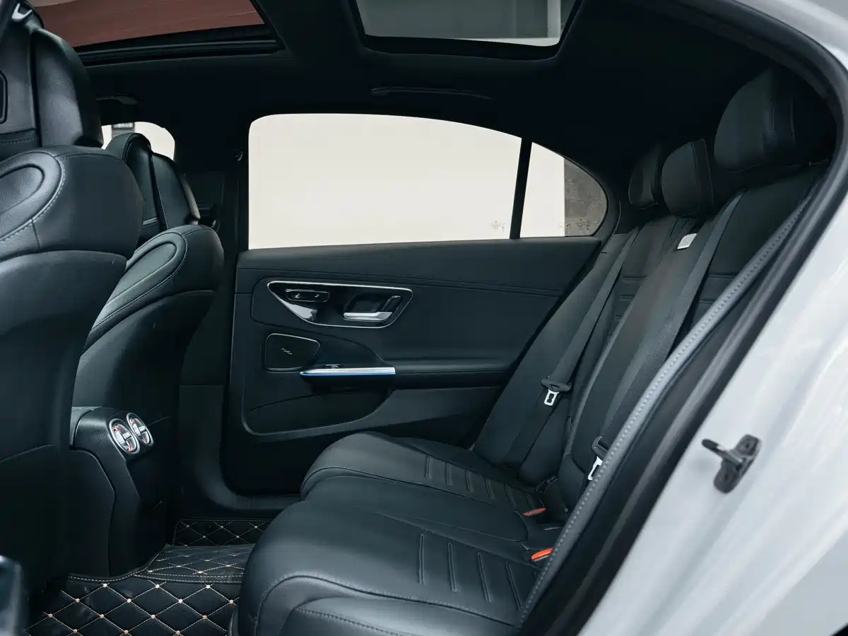 Mercedes-Benz C-Class 2025 C 260 L Sport Edition фото 10