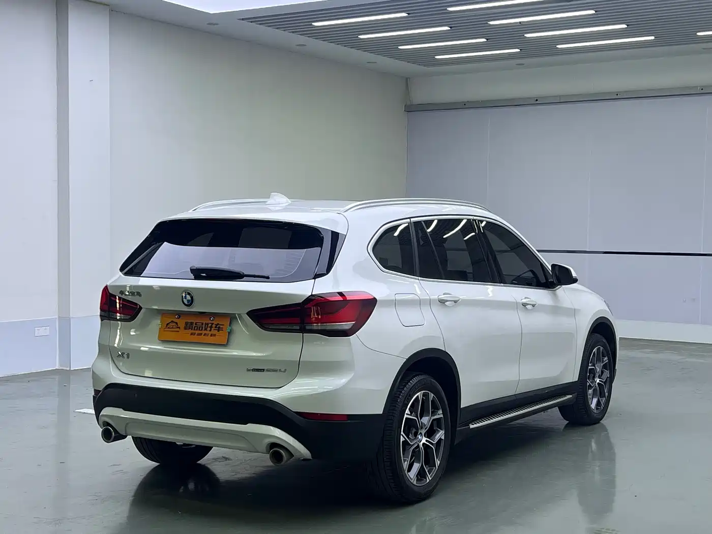 BMW X1 2021 sDrive25Li Leading фото 14