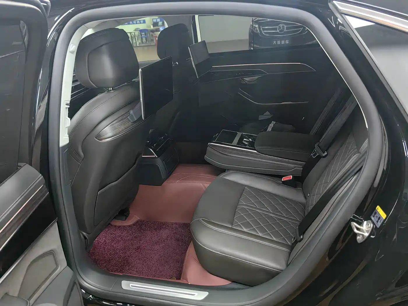 Audi A8 2024 2024 Model A8L 55 TFSI quattro Flagship