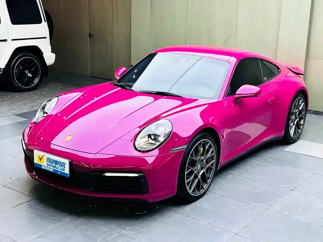 Porsche 911 2023