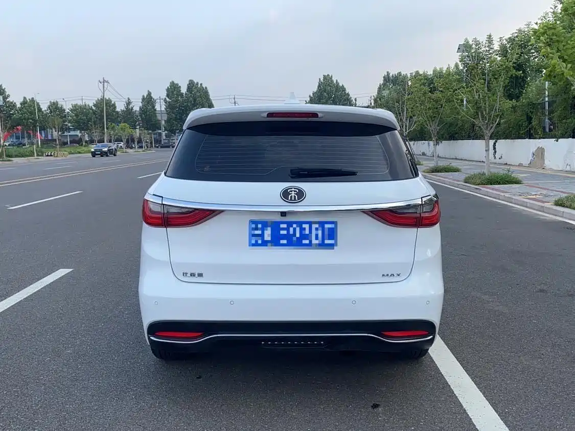 BYD Song MAX 2019 1.5T Manual Smart Connection Rui Yi 7-seater China V фото 5