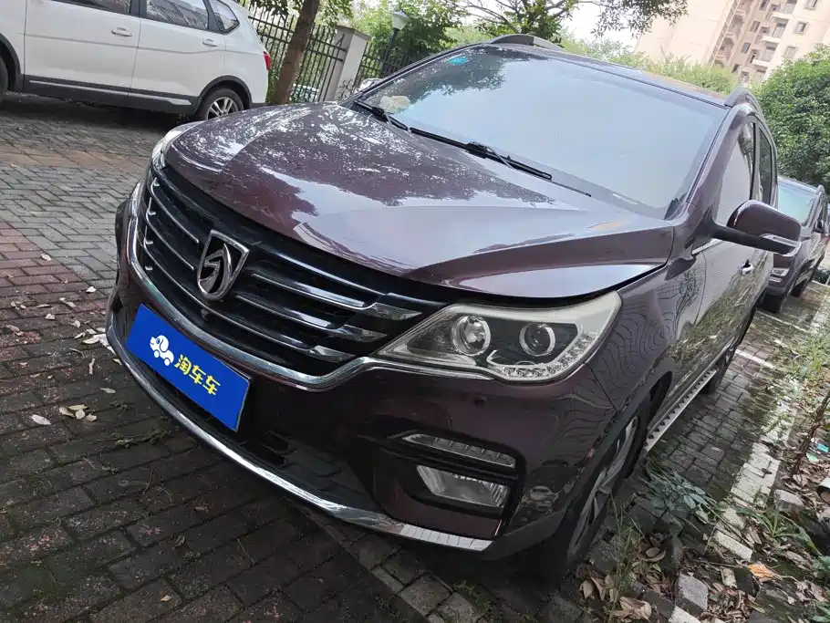 Baojun 560 2017 2017 Rhythm Edition 1.8L iAMT Premium Type