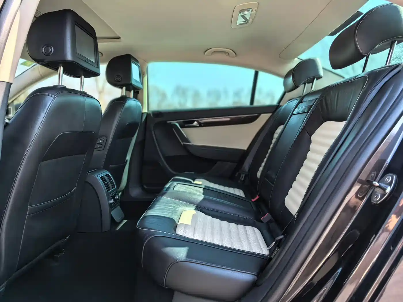 Volkswagen Magotan 2012 3.0FSI Flagship фото 8