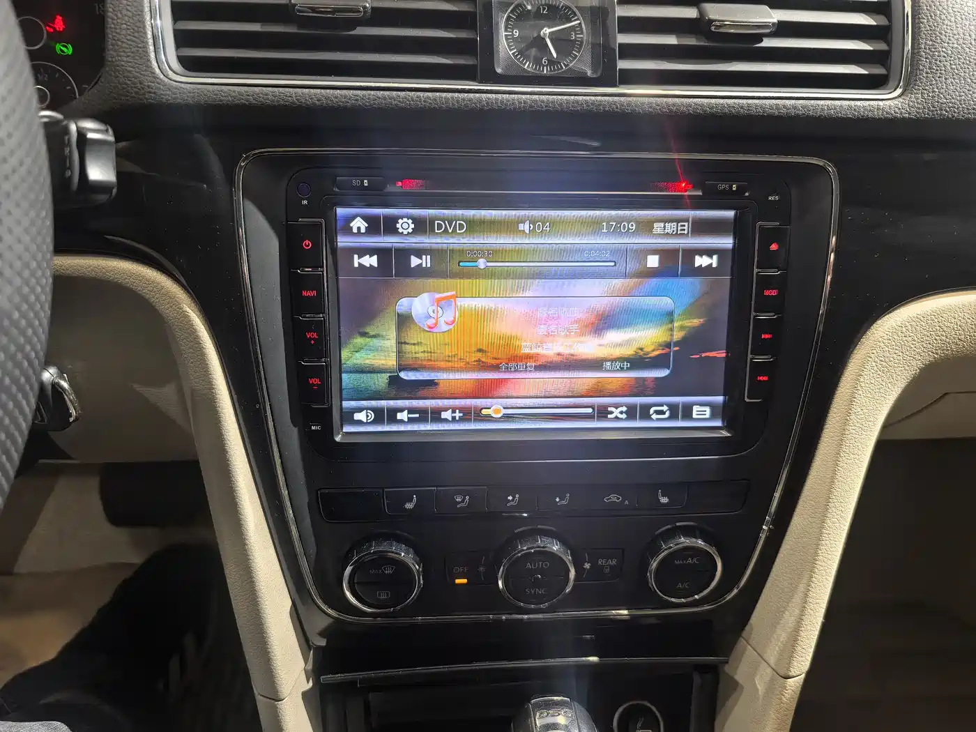 Volkswagen Passat 2013 1.8TSI DSG Zunrong фото 13